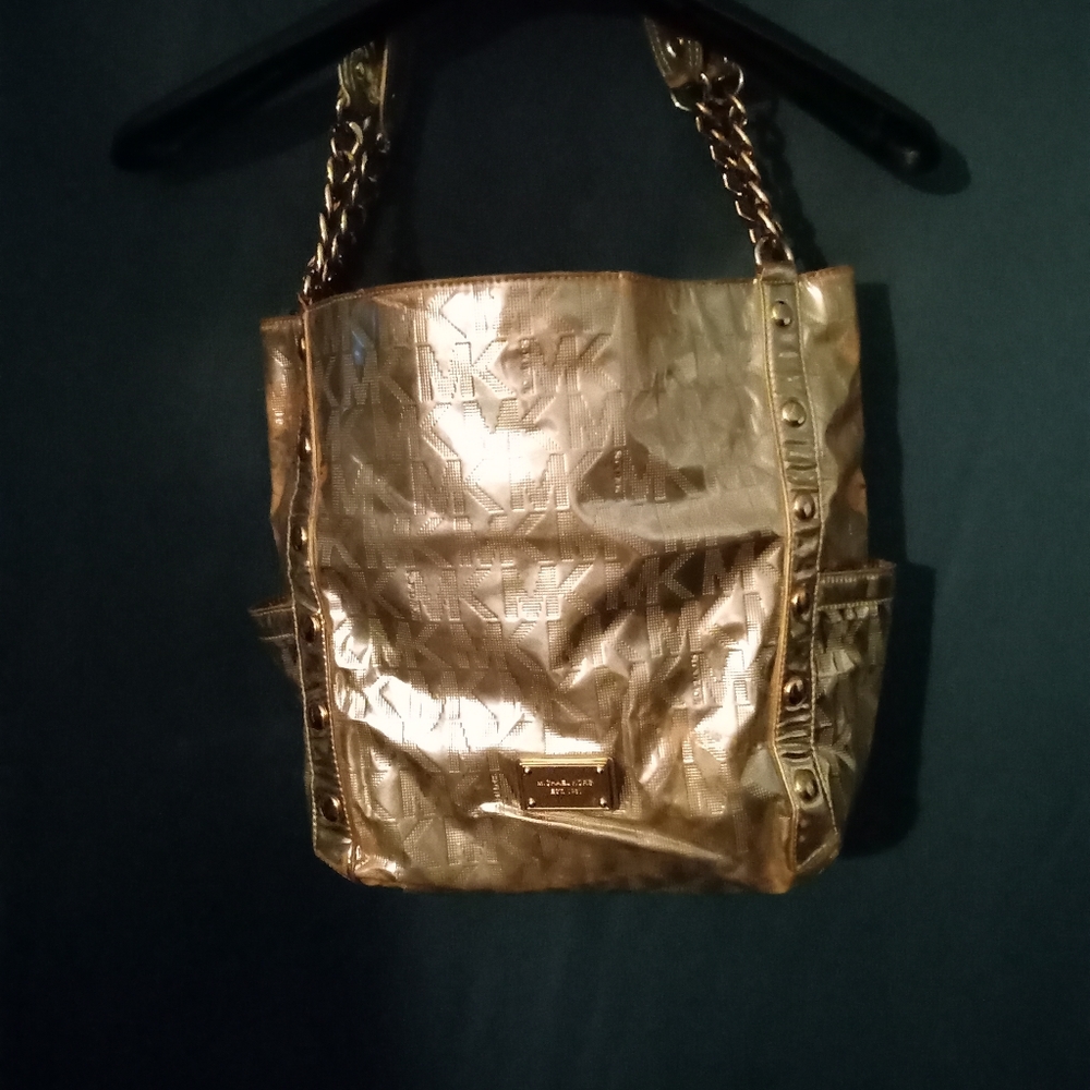 Authentic Michael kors shoulder bag